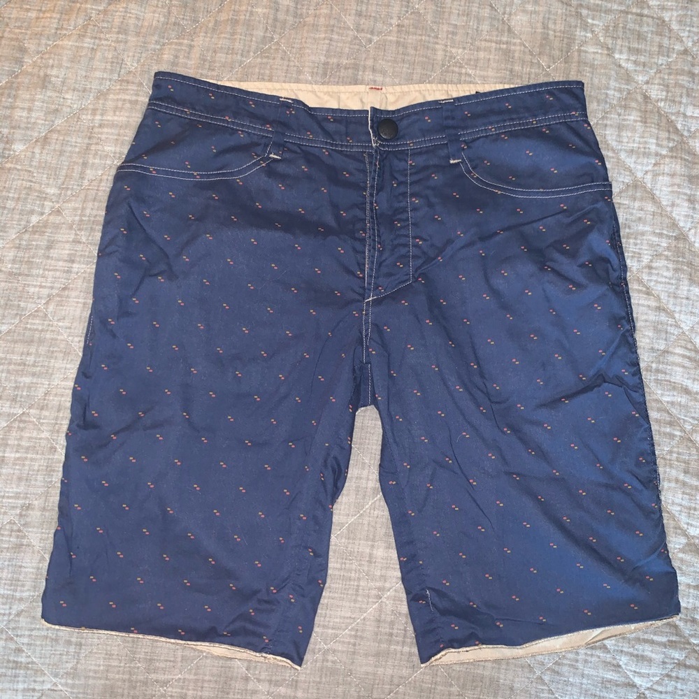 Howe Shorts